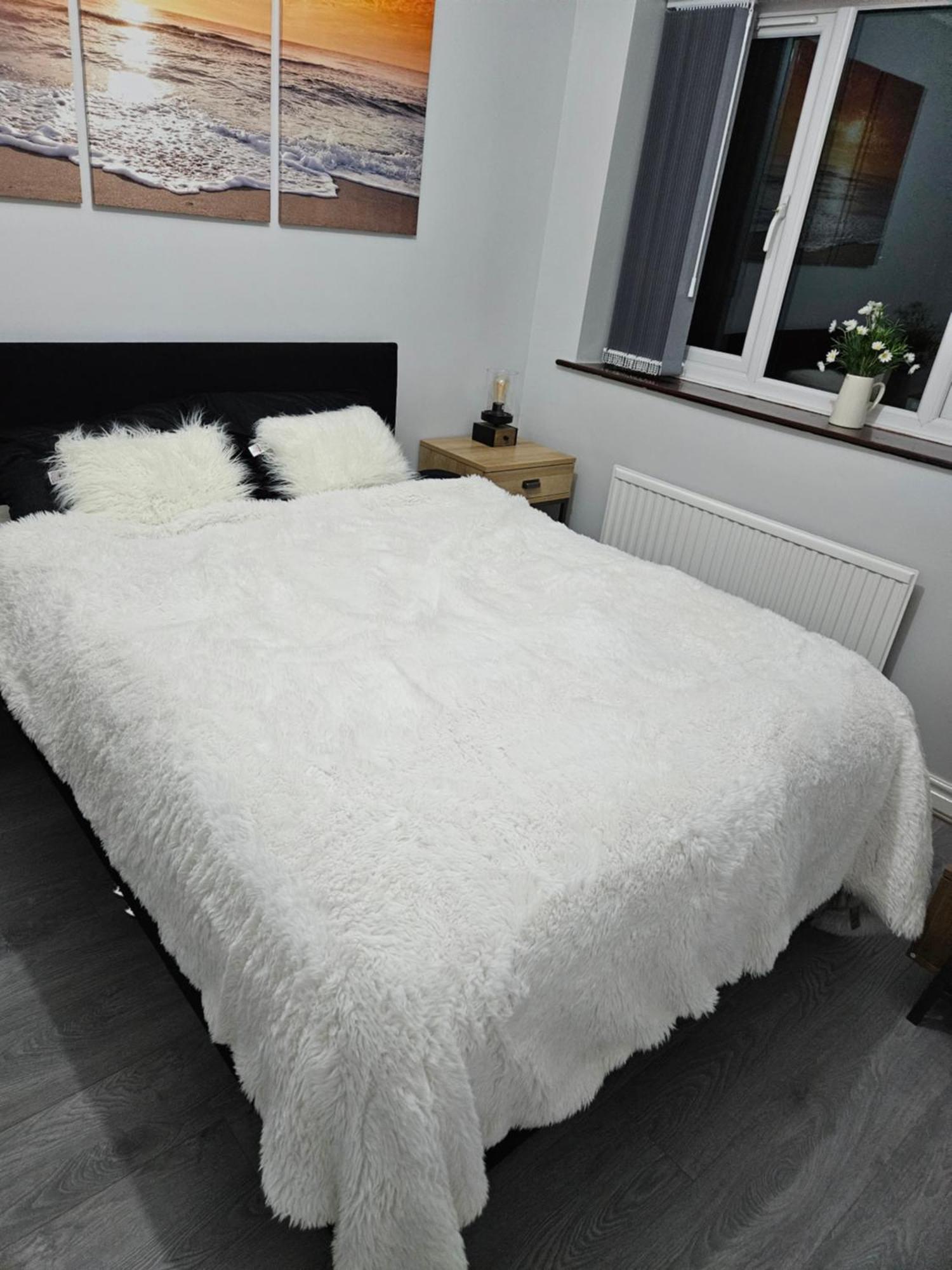 Lister Park Bradford 2Bed Detached Cottage House Parking Cinema Screen Games Room Екстериор снимка