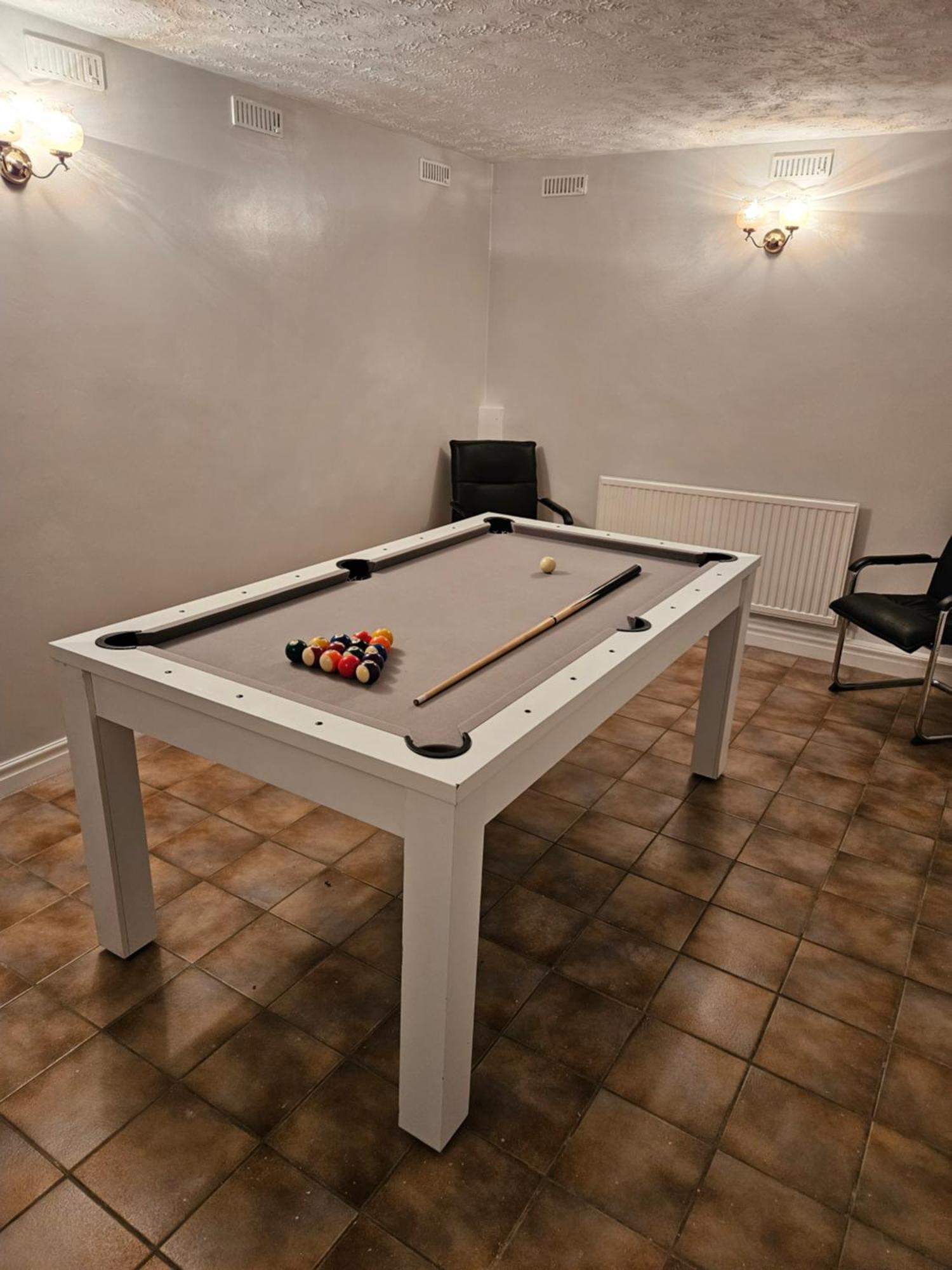 Lister Park Bradford 2Bed Detached Cottage House Parking Cinema Screen Games Room Екстериор снимка