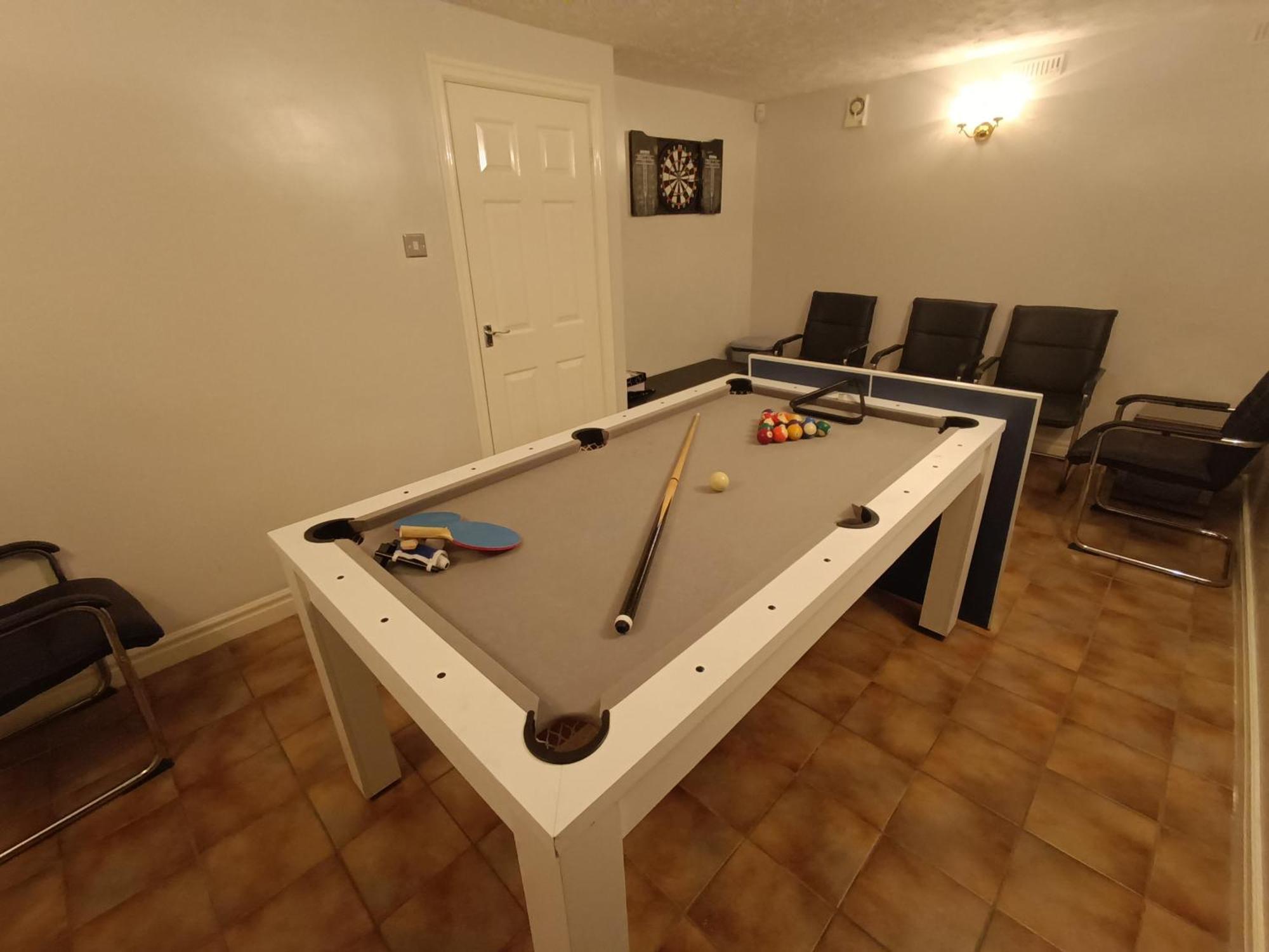 Lister Park Bradford 2Bed Detached Cottage House Parking Cinema Screen Games Room Екстериор снимка